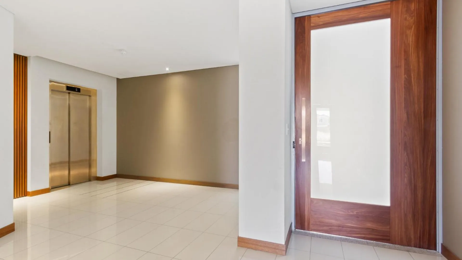 2Bdrm Skyline Views - Prime For River, Waca, Optus Stadium Perth Apartment