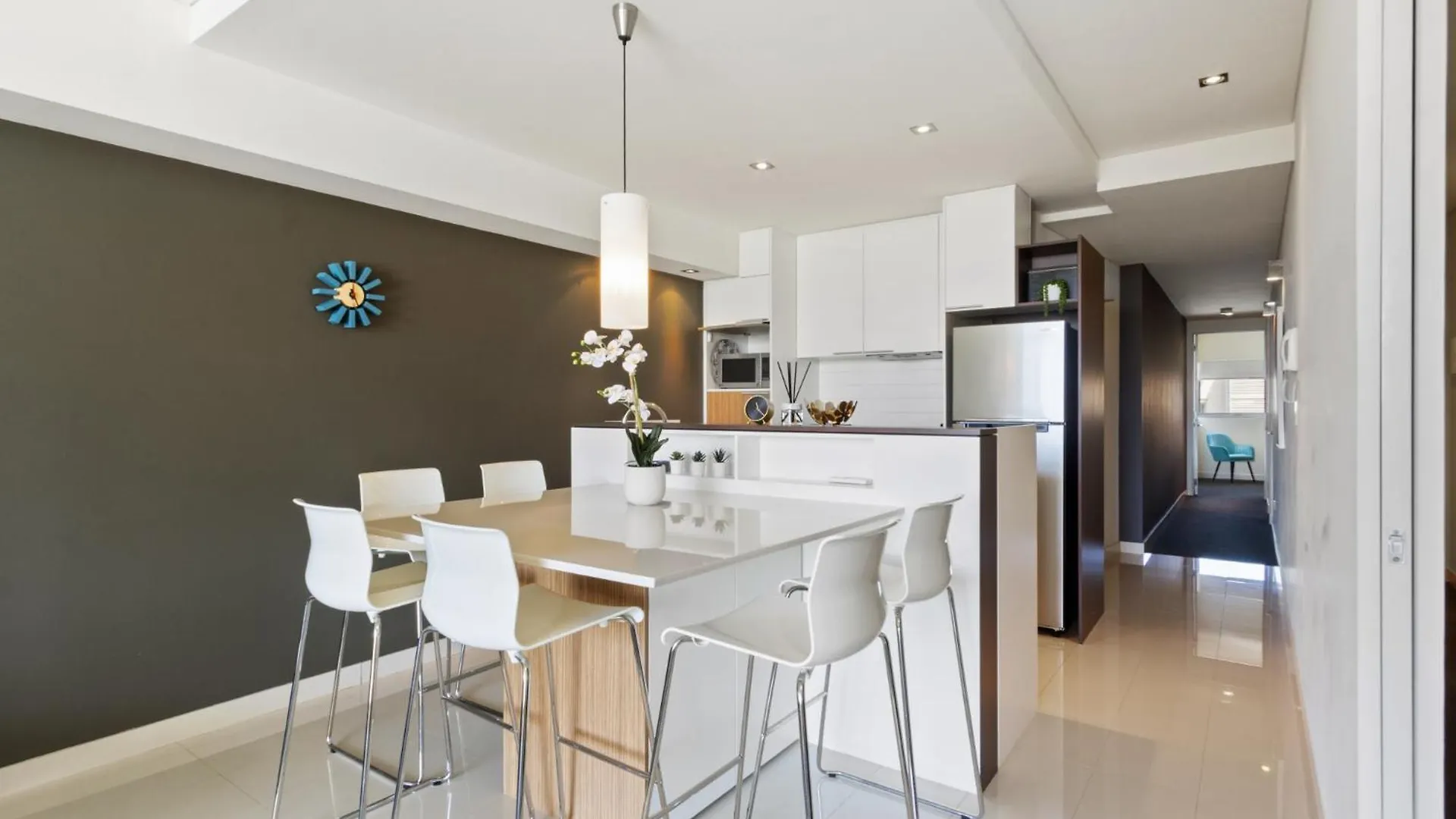 2Bdrm Skyline Views - Prime For River, Waca, Optus Stadium Perth Apartment